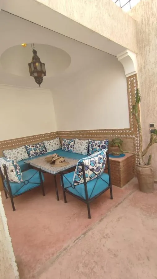 Riad Dar Naai Privatif 3 Chambres 6 Pers Place Jemma El Fna Marrakesh