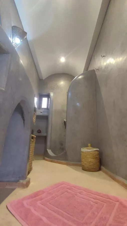 Riad Dar Naai Privatif 3 Chambres 6 Pers Place Jemma El Fna Marrakesh