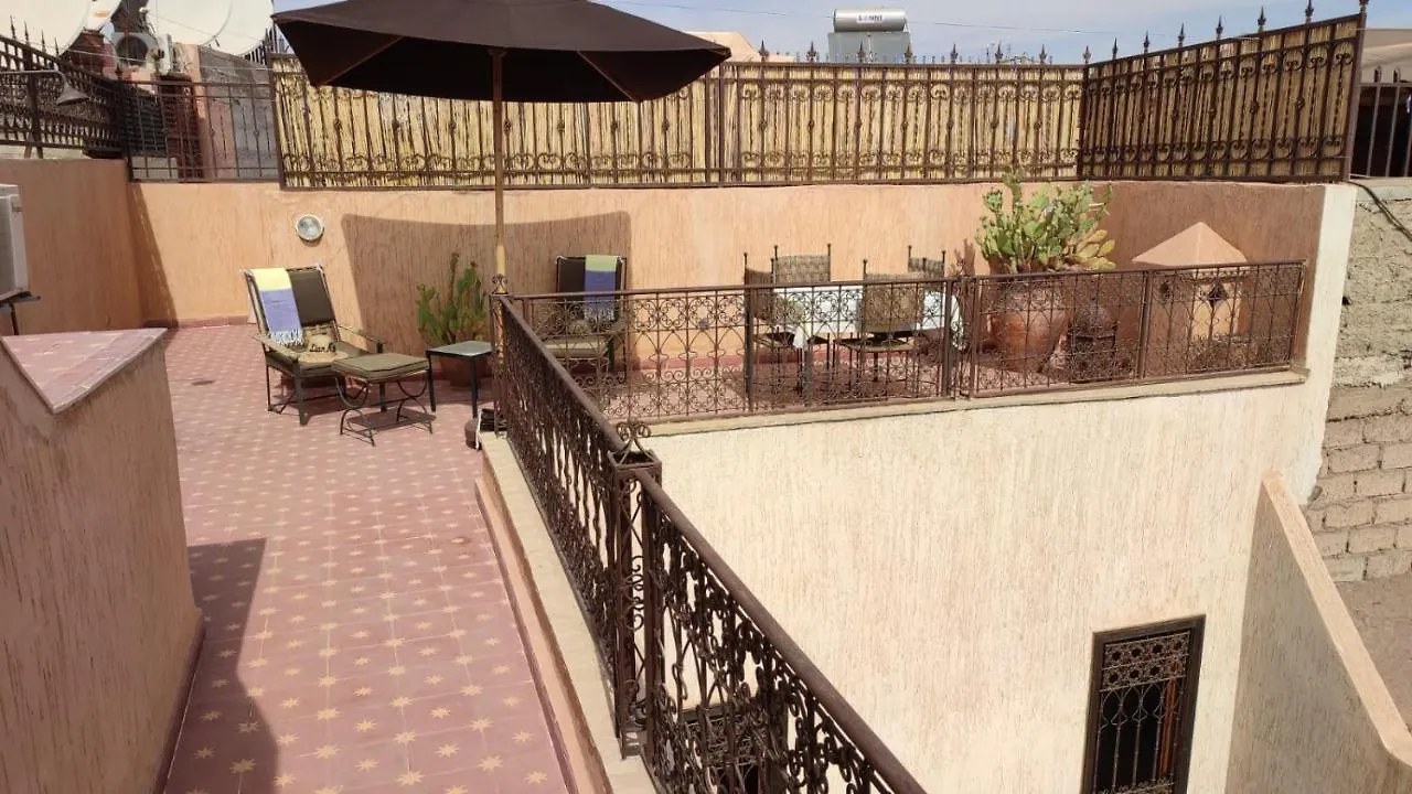 Riad Dar Naai Privatif 3 Chambres 6 Pers Place Jemma El Fna Marrakesh