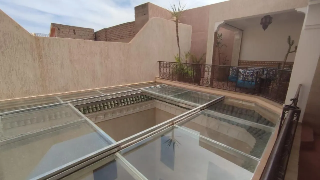 Riad Dar Naai Privatif 3 Chambres 6 Pers Place Jemma El Fna Marrakesh