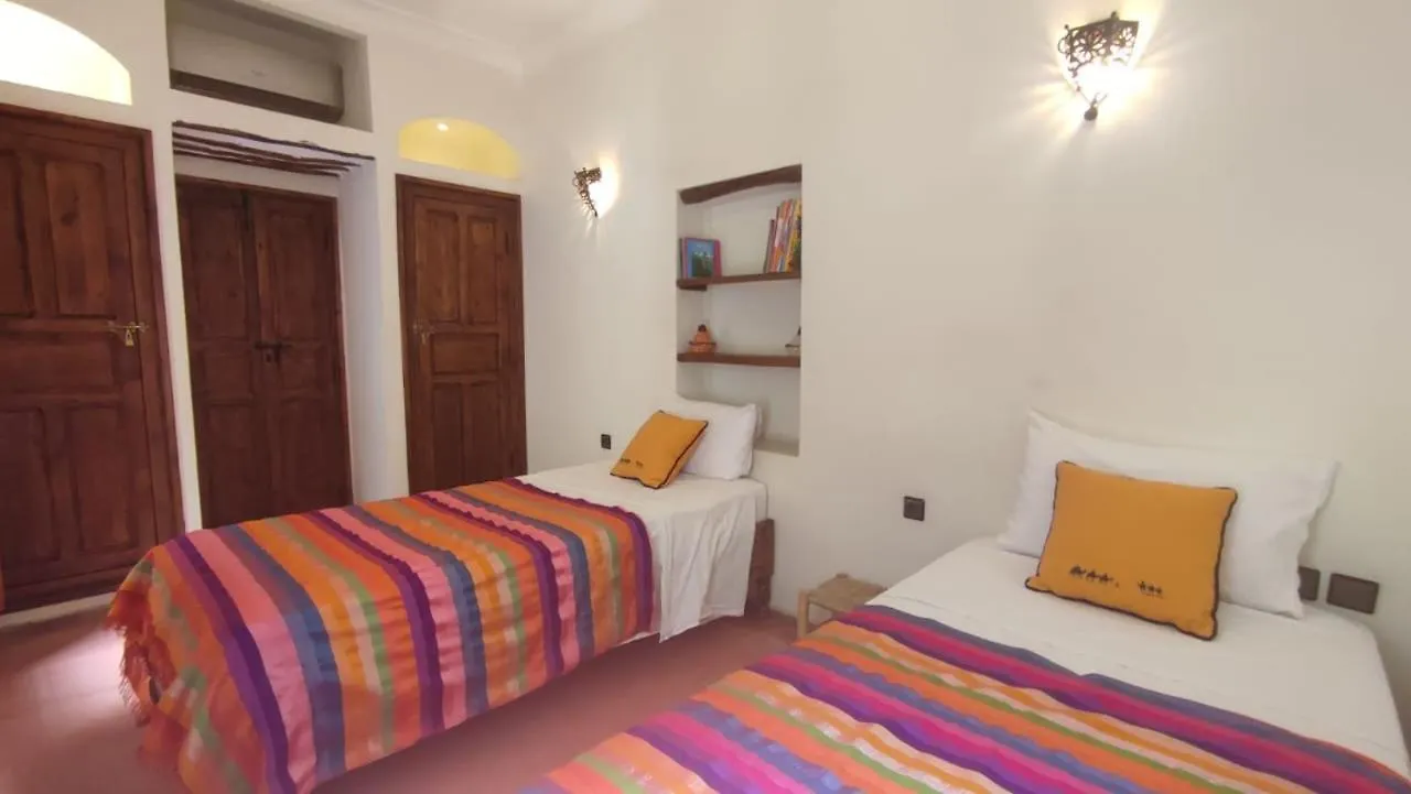 Riad Dar Naai Privatif 3 Chambres 6 Pers Place Jemma El Fna Marrakesh 0*,