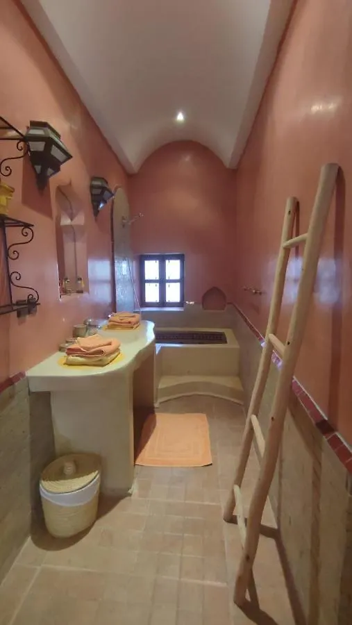 Riad Dar Naai Privatif 3 Chambres 6 Pers Place Jemma El Fna Marrakesh Morocco