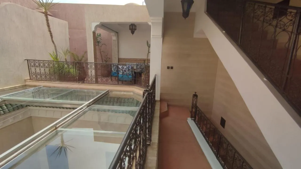 Riad Dar Naai Privatif 3 Chambres 6 Pers Place Jemma El Fna Marrakesh 0*,