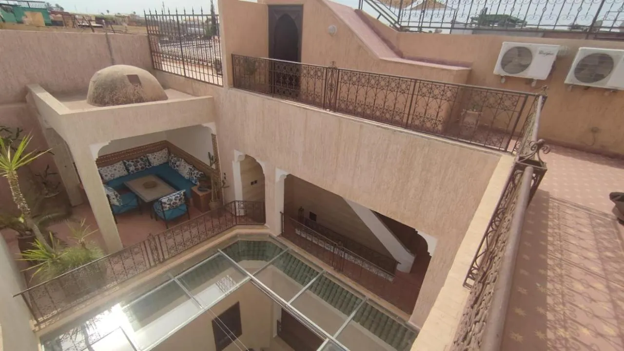 Riad Dar Naai Privatif 3 Chambres 6 Pers Place Jemma El Fna Marrakesh