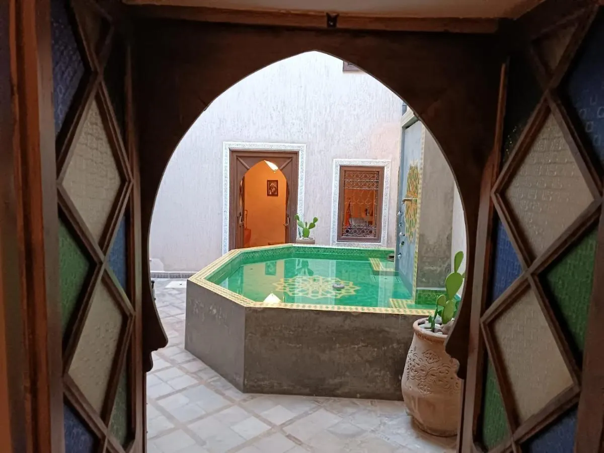 Riad Dar Naai Privatif 3 Chambres 6 Pers Place Jemma El Fna Marrakesh